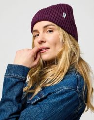 DAMSKA CZAPKA WRANGLER RIB BEANIE ITALIAN PLUM 112372398. Czapki zimowe damskie Wrangler. Za 89.99 zł.