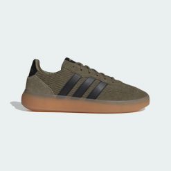 BUTY BARREDA DECODE. Brązowe buty sportowe na co dzień męskie Adidas, z materiału, bez zapięcia, trekkingowe. Za 369.00 zł.