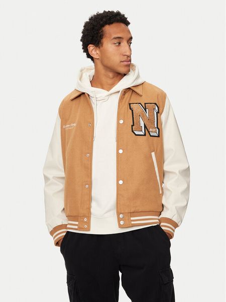 Jack & Jones Kurtka bomber Carter 12260455 Beżowy Regular Fit. Brązowe kurtki męskie Jack & Jones, m, bez wzorów, z syntetyku, bez kaptura. Za 209.99 zł.