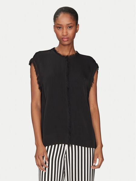 DAY BIRGER ÉT MIKKELSEN Bluzka Lise DAY65243713 Czarny Regular Fit. Czarne bluzki damskie Day Birger et Mikkelsen, bez wzorów, z wiskozy, bez ramiączek. Za 619.99 zł.