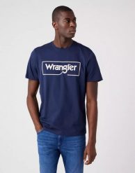 WRANGLER FRAME LOGO TEE MĘSKI T-SHIRT KOSZULKA NADRUK NAVY W70JD3114 112320768. Niebieskie t-shirty męskie Wrangler, m, bez wzorów, z bawełny, bez kołnierzyka. Za 69.99 zł.