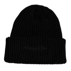 Czapka zimowa miejska Mitchell & Ness czarna. Czarne czapki męskie Mitchell & Ness, na zimę, bez wzorów, z materiału, klasyczne. Za 149.00 zł.