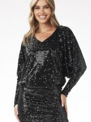 Sukienka Model A700 Black - awama. Czarne sukienki damskie Awama, na karnawał, l, bez wzorów, z weluru, eleganckie, bez kołnierzyka, plus size, bez ramiączek, mini. Za 385.57 zł.
