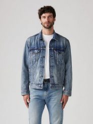Levi's Kurtka dżinsowa "The Trucker" w kolorze niebieskim rozmiar: XXL. Niebieskie kurtki męskie Levi's, s, bez wzorów, z bawełny, bez kaptura. Za 236.05 zł.