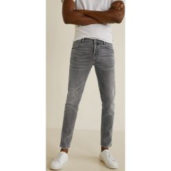 Mango Man - Jeansy Jude5. Szare jeansy męskie Mango Man. Za 139.90 zł.