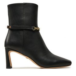 Botki Marciano Guess. Czarne botki damskie Marciano Guess, bez obcasa, na słupku, bez zapięcia. Za 1,799.00 zł.