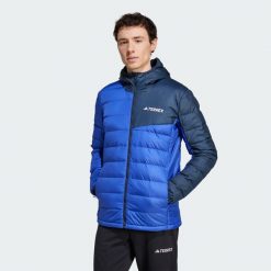 Kurtka Terrex Multi Light Down Hooded. Fioletowe kurtki męskie Adidas, s, bez wzorów, z materiału, sportowe, bez kaptura. Za 699.00 zł.