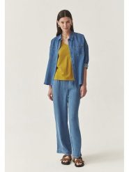 TATUUM Bluzka dżinsowa w kolorze niebieskim rozmiar: 44. Niebieskie bluzki damskie Tatuum, bez wzorów, z lyocellu, bez kołnierzyka, bez ramiączek. Za 162.49 zł.