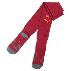 Męskie skarpety Galatasaray SK 25/26 PUMA Red Rhythm Intense Orange. Brązowe skarpetki męskie Puma, bez wzorów, prążkowane. Za 109.00 zł.