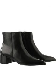 Högl Skórzane botki "Beatrice" w kolorze czarnym rozmiar: 38,5. Czarne botki damskie HÖGL, eleganckie, bez obcasa, bez zapięcia. Za 457.95 zł.