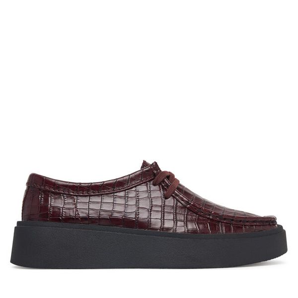 Półbuty Clarks. Czerwone półbuty damskie Clarks, bez wzorów, bez obcasa, na płaskiej podeszwie. Za 569.99 zł.