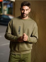 Bluza - khaki. Brązowe bluzy bez kaptura męskie Sinsay, l. W wyprzedaży za 24.99 zł.