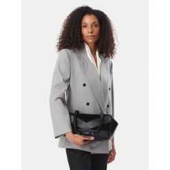 Torebka KARL LAGERFELD. Czarne torebki klasyczne damskie Karl Lagerfeld, bez wzorów, bez dodatków. Za 1,199.00 zł.