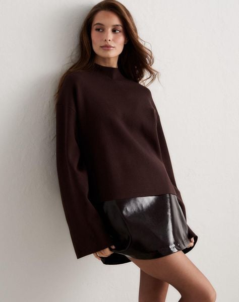 Damski sweter z długim rękawem, regularny krój Perfect Knit czekoladowy. Brązowe swetry klasyczne damskie Aim'n, l, z dzianiny, bez kołnierzyka. Za 275.50 zł.
