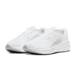 Buty Sportowe Męskie Nike Downshifter 13. Białe obuwie do biegania damskie Nike, nike downshifter. Za 255.20 zł.