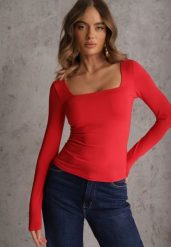 Czerwona Bluzka z Elastycznego Materiału o Kwadratowym Dekolcie z Wiskozą Nemosa. Czerwone bluzki damskie Renee, l, bez wzorów, z jeansu, bez kołnierzyka, bez ramiączek. Za 74.99 zł.