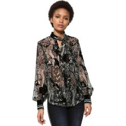 Desigual Bluzka Cam Anthea 17WWCW77 5001 (rozmiar XS). Bluzki damskie Desigual, xs, bez wzorów, bez kołnierzyka, bez ramiączek. W wyprzedaży za 167.00 zł.