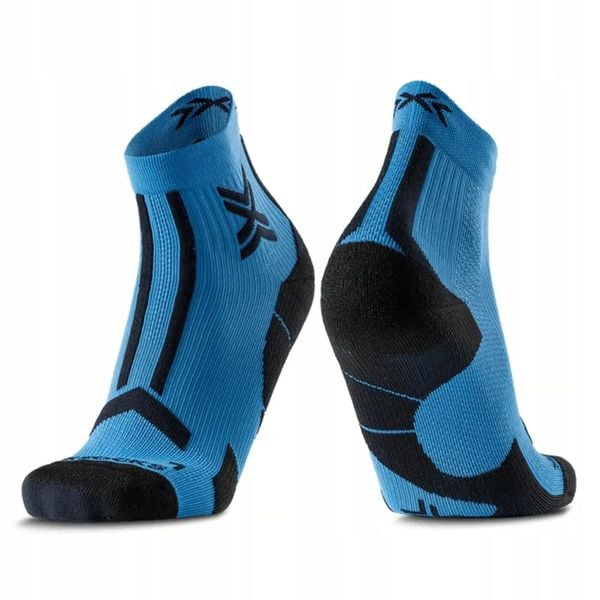 Skarpety unisex X-Socks TRAILRUN DISCOVER ANKLE MINERAL BLUE/X BLACK A016. Niebieskie skarpetki damskie X-Socks, bez wzorów, z włókna. Za 109.99 zł.