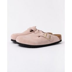 Klapki damskie Birkenstock Boston Vl. Czerwone klapki damskie Birkenstock, bez wzorów, z materiału, bez obcasa. Za 650.05 zł.