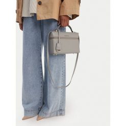 Torebka GINO ROSSI. Szare torebki klasyczne damskie Gino Rossi, bez wzorów, bez dodatków. Za 229.99 zł.