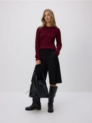 Duża torebka hobo - czarny. Czarne torebki klasyczne damskie Reserved, bez wzorów, ze skóry, duże, bez dodatków. Za 159.99 zł.