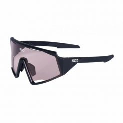 Okulary przeciwsłoneczne Koo spectro photochromic. Czarne okulary przeciwsłoneczne damskie KOO. Za 880.15 zł.