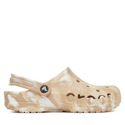 Klapki Crocs. Brązowe klapki damskie Crocs, bez wzorów, bez obcasa. Za 189.99 zł.
