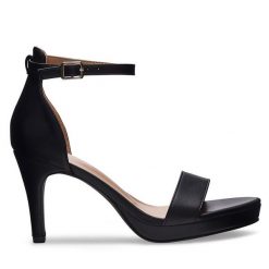 Sandały Clara Barson. Czarne sandały damskie Clara Barson, bez wzorów, bez obcasa, na szpilce. Za 129.99 zł.