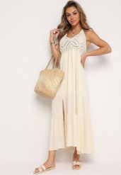 Beżowa Wiskozowa Sukienka w Stylu Boho z Wiązaniem na Szyi Risalinda. Brązowe sukienki damskie Born2be, na plażę, na lato, m, z aplikacjami, z wiskozy, boho, bez kołnierzyka, bez ramiączek, maxi. W wyprzedaży za 151.99 zł.
