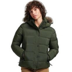 Damska krótka kurtka z kapturem Superdry. Zielone kurtki damskie Superdry., xs, bez wzorów, z materiału, z kapturem. Za 325.25 zł.