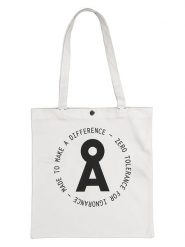 Armedangels Torba w kolorze białym - 37 x 38 cm rozmiar: onesize. Białe torebki klasyczne damskie ARMEDANGELS, bez wzorów, z bawełny, bez dodatków. Za 93.07 zł.