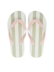 Guess Japonki J6GZ25 WO780 Różowy jasny. Czerwone klapki damskie Guess, z aplikacjami, z syntetyku, bez obcasa. Za 69.99 zł.