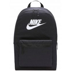 Plecak sportowy szkolny Nike BA5879-011. Czarne plecaki damskie Nike, bez wzorów, eleganckie. Za 139.00 zł.