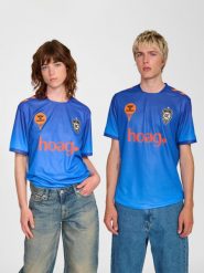 Koszulka domowa Hummel Orange County 2025/26. Białe t-shirty damskie HUMMEL, m, z poliamidu, bez ramiączek, do piłki nożnej. Za 385.50 zł.