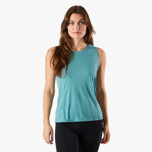 Koszulka na ramiączkach trening damska Swedemount Ultra Light Tanktop. Zielone bluzki sportowe damskie SWEDEMOUNT, l, bez wzorów, z materiału, bez ramiączek. Za 89.99 zł.