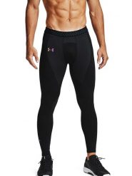 Under Armour Legginsy funkcyjne w kolorze czarnym rozmiar: S. Czarne spodnie sportowe męskie Under Armour, z materiału. Za 71.93 zł.
