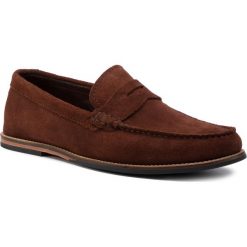 Mokasyny CLARKS - Whitley Free 261396127 British Tan. Brązowe mokasyny męskie Clarks, ze skóry. W wyprzedaży za 219.00 zł.