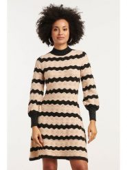 Smashed Lemon Sukienka dzianinowa w kolorze beżowym rozmiar: XS. Brązowe sukienki damskie Smashed Lemon, na co dzień, xs, bez wzorów, z dzianiny, bez kołnierzyka, bez ramiączek, midi, proste. Za 170.95 zł.