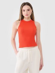 4F Top slim z prążkowanej dzianiny damski - czerwony XS. Czerwone topy damskie 4f, xs, bez wzorów, z bawełny, bez kołnierzyka. W wyprzedaży za 39.99 zł.