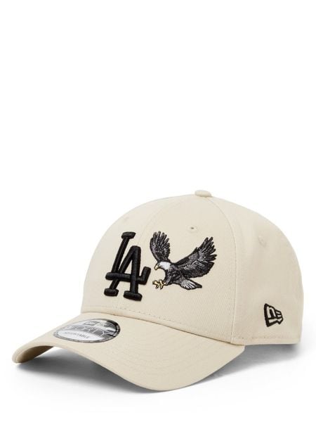 New Era Czapka z daszkiem dla mężczyzn Mężczyźni Bawełna (100%) beżowy, ONE SIZE. Brązowe czapki męskie New Era, z aplikacjami, z bawełny, sportowe. Za 159.95 zł.