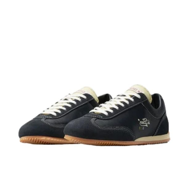 Converse Jogger GOLF le FLEUR* Tyler, The Creator Phantom Flan. Czarne golfy damskie Converse, bez wzorów, z materiału, bez ramiączek. Za 1,525.93 zł.