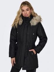 ONLY Parka w kolorze czarnym rozmiar: S. Czarne parki damskie Only, s, bez wzorów. Za 211.31 zł.