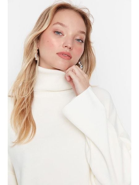 Trendyol Golf w kolorze kremowym rozmiar: S. Brązowe golfy damskie Trendyol, s, bez wzorów, bez ramiączek. Za 69.75 zł.