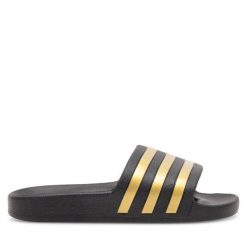 Klapki adidas. Czarne klapki damskie Adidas, bez wzorów, bez obcasa. Za 109.99 zł.