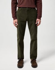 MESKIE SPODNIE WRANGLER TEXAS SLIM FOREST NIGHT 112371012. Spodnie materiałowe męskie Wrangler, bez wzorów, z materiału. Za 219.99 zł.