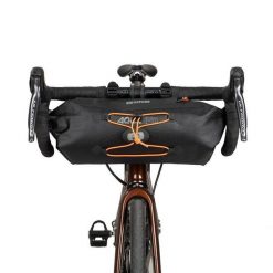 Torba na kierownicę roweru Oxford Aqua Evo Adventure. Czarne torebki klasyczne damskie OXFORD, bez wzorów, z materiału, bez dodatków. Za 283.00 zł.