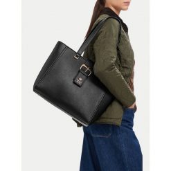 Torebka Beverly Hills Polo Club. Czarne torebki klasyczne damskie Beverly Hills Polo Club, bez wzorów, bez dodatków. Za 229.99 zł.