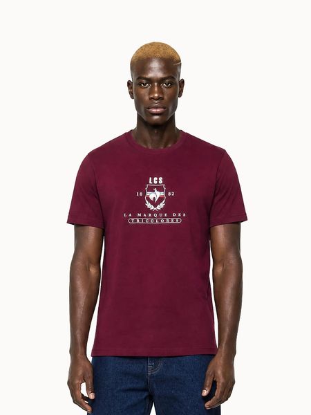 Koszulka Le Coq Sportif Tri. Czerwone t-shirty sportowe męskie Le Coq Sportif, m, ze skóry, bez ramiączek, na fitness i siłownię. Za 276.00 zł.