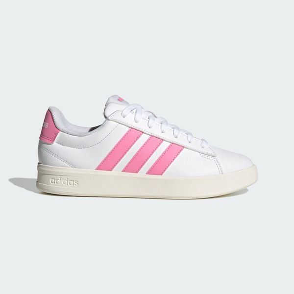 Buty Grand Court 3.0. Białe buty sportowe na co dzień damskie Adidas, bez wzorów. Za 349.00 zł.