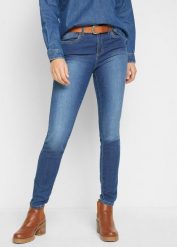 Dżinsy skinny, mid waist ze stretchem. Niebieskie jeansy damskie bonprix. Za 109.99 zł.